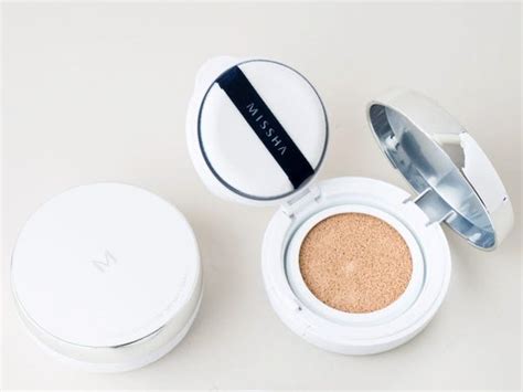 8 Great Cushion Compacts: AmorePacific, Missha, .